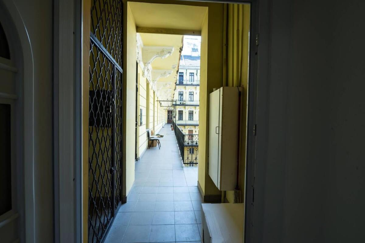 New A C Studio With View Of The Synagogue Budapest Extérieur photo